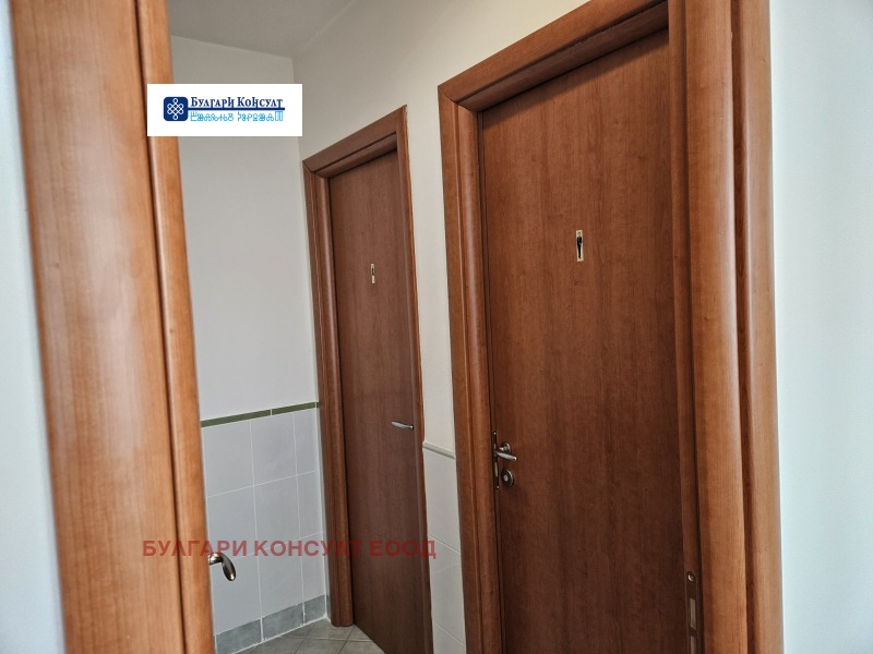 Para alugar  Escritório Sofia , Manastirski livadi , 160 m² | 82152288 - imagem [11]