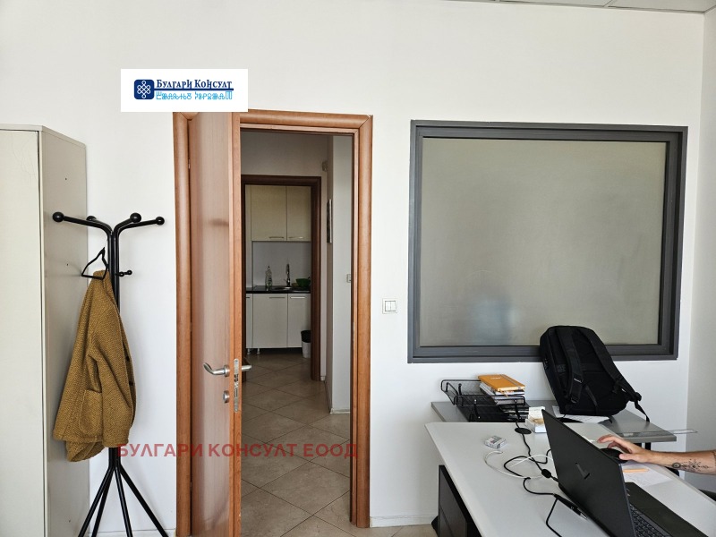 Para alugar  Escritório Sofia , Manastirski livadi , 160 m² | 82152288 - imagem [8]