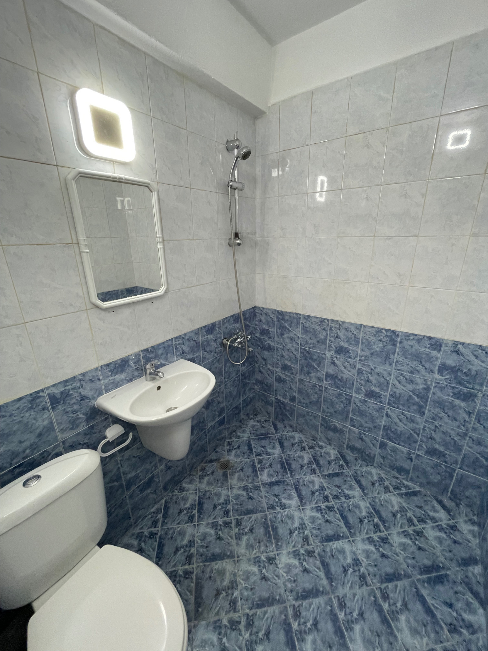Дава под наем 2-СТАЕН, гр. София, Слатина, снимка 15 - Апартаменти - 55002585