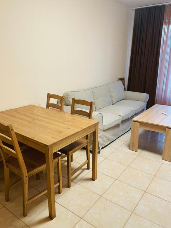 A louer  2 chambres Sofia , Droujba 1 , 100 m² | 68871294