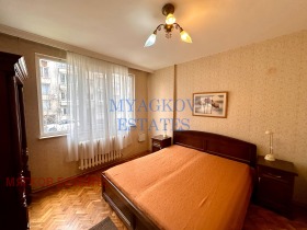 2 Schlafzimmer Zentar, Sofia 7