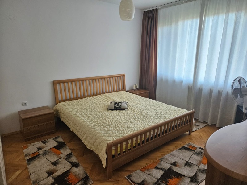 Para alugar  1 quarto Sofia , Medicinska akademiia , 65 m² | 81730092 - imagem [3]