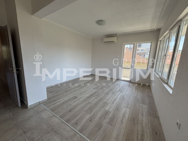 Do wynajęcia  Biuro Warna , Sportna zala , 100 mkw | 73717260 - obraz [4]