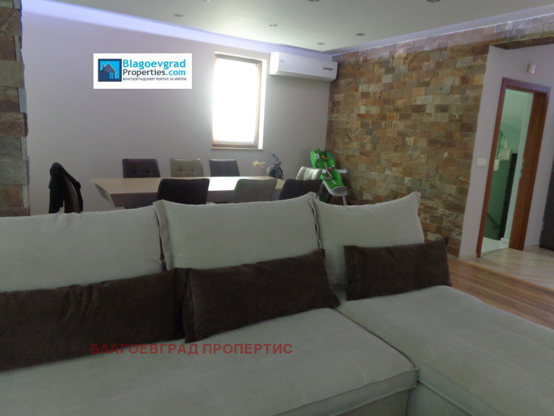 En renta  Casa Blagoevgrad , Vtora promishlena zona , 720 metros cuadrados | 98810610 - imagen [5]