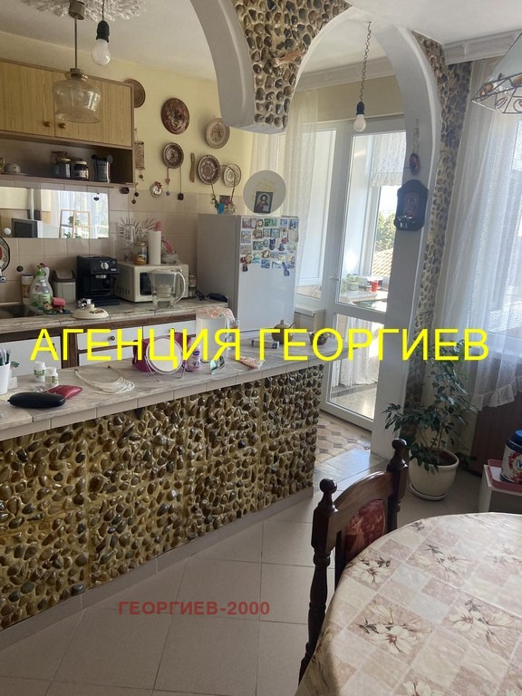 Da affittare  3 camere da letto regione Veliko Tarnovo , Liaskovets , 130 mq | 68295461 - Immagine [3]