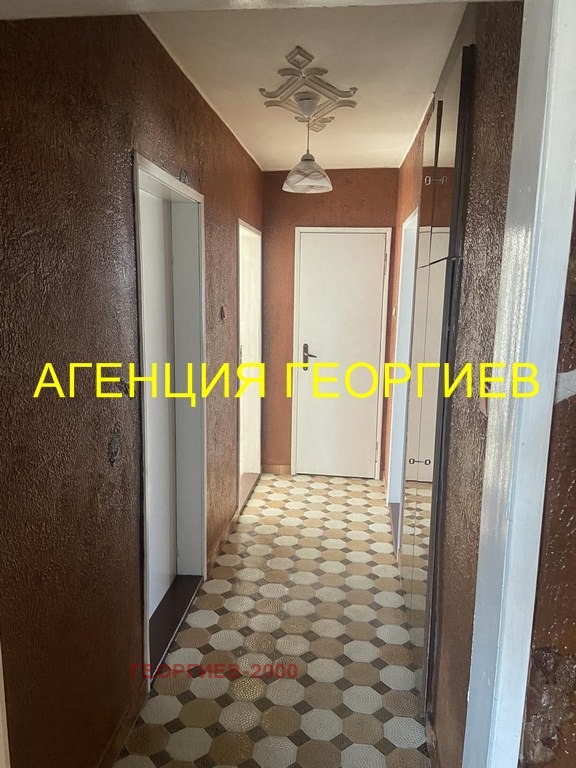 A louer  3 chambres région Veliko Tarnovo , Lyaskovets , 130 m² | 68295461