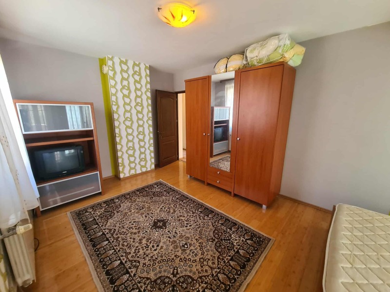 В аренду  3+ спальни Хасково , Каменни , 145 кв.м | 92213207 - изображение [9]