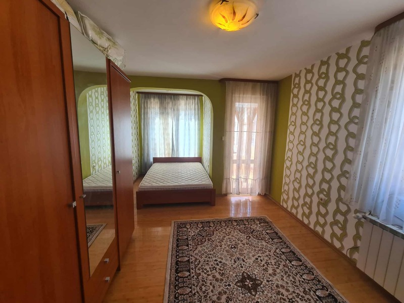 В аренду  3+ спальни Хасково , Каменни , 145 кв.м | 92213207 - изображение [8]