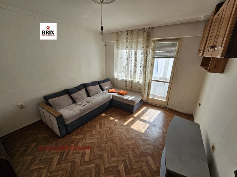 Дава под наем  1-стаен град Русе , Здравец Изток , 42 кв.м | 98021777