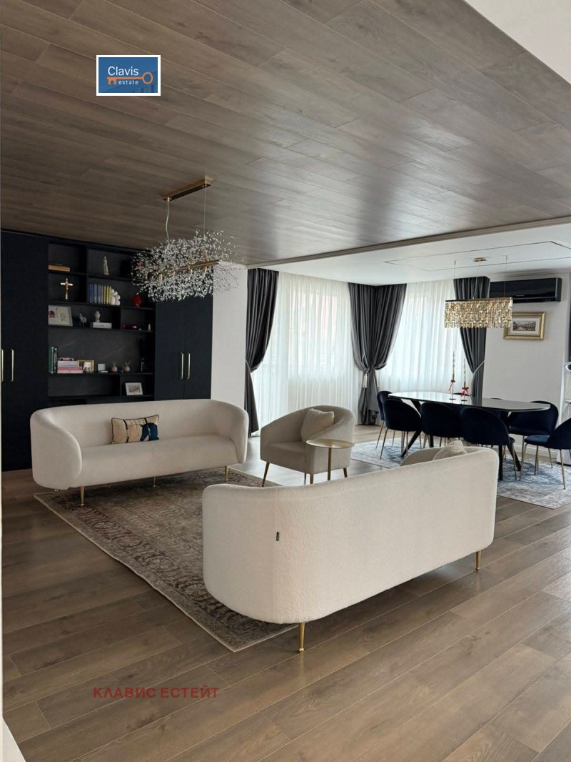 Kiralık  2 yatak odası Plovdiv , Mladejki Halm , 140 metrekare | 19505974