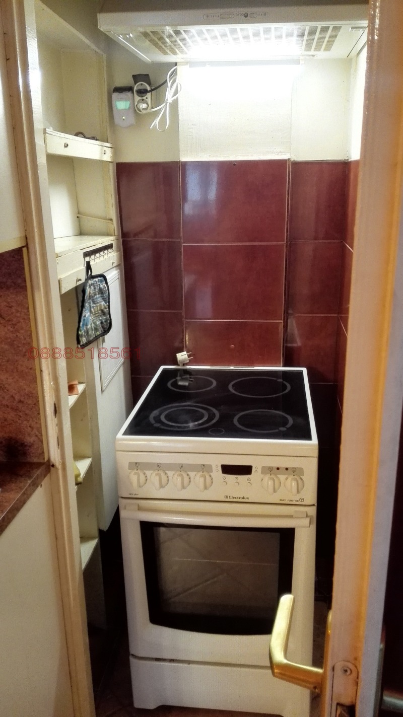 Дава под наем 4-СТАЕН, гр. София, Левски Г, снимка 2 - Апартаменти - 53561800