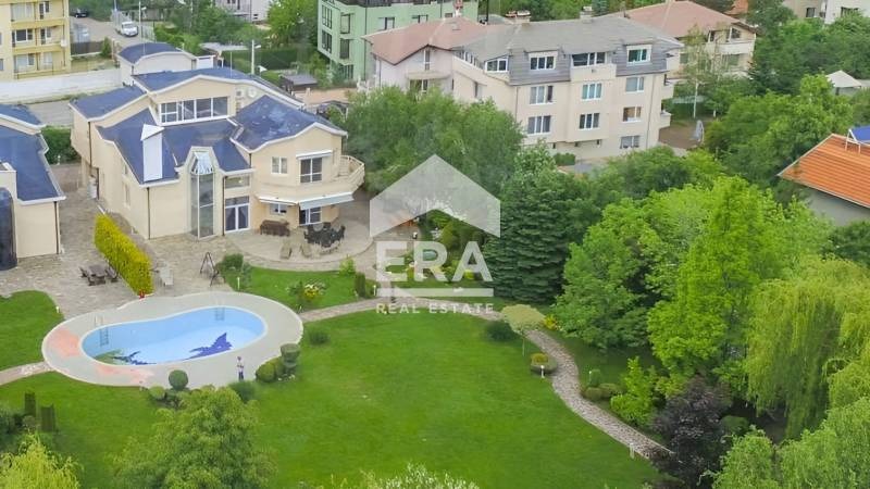 Дава под наем  Къща град София , Витоша , 815 кв.м | 32825944