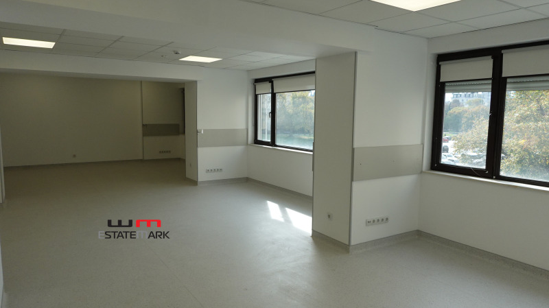 Te huur  Kantoor Sofia , Tsentar , 300 m² | 97934681 - afbeelding [2]