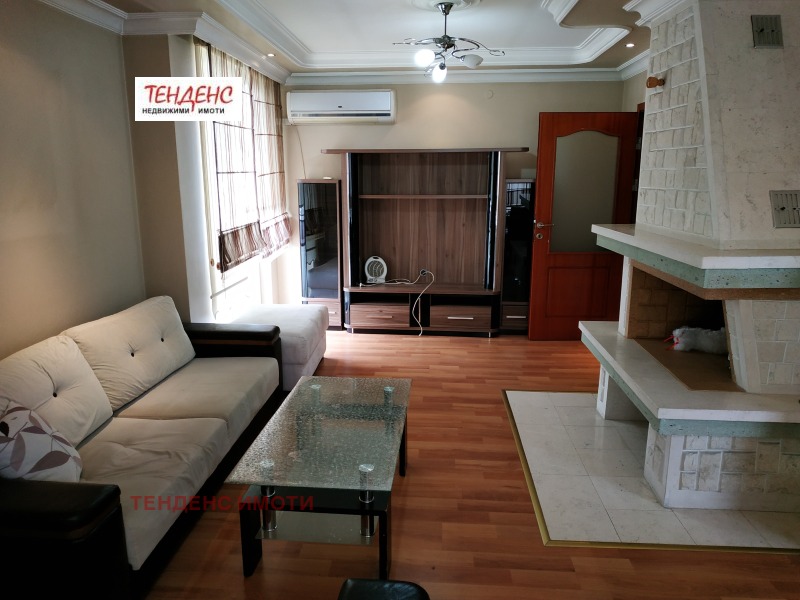 A louer  2 chambres Kardjali , Vazrojdentsi , 120 m² | 86133510