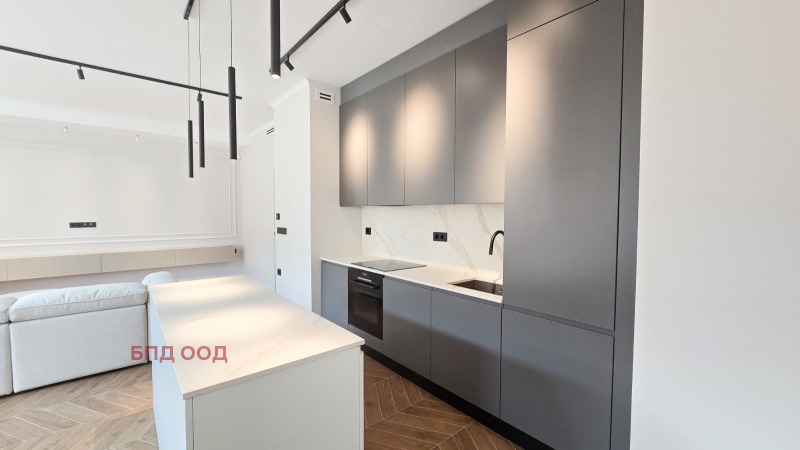 För uthyrning  2 sovrum Sofia , Centar , 150 kvm | 82191776 - bild [3]