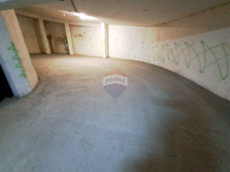 Дава под наем  Паркомясто град Варна , Левски 1 , 13 кв.м | 75100891 - изображение [5]