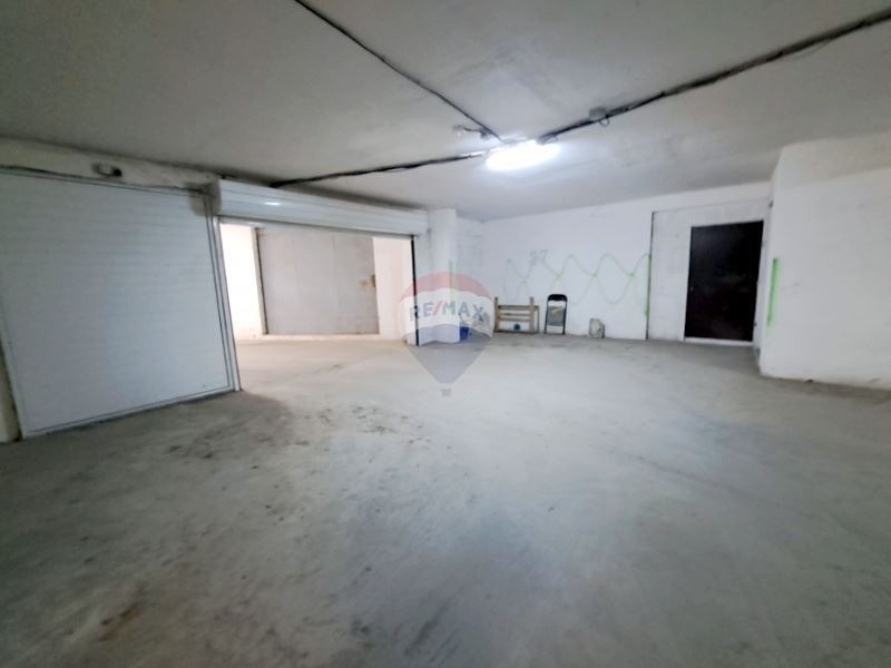 Дава под наем  Паркомясто град Варна , Левски 1 , 13 кв.м | 75100891 - изображение [8]