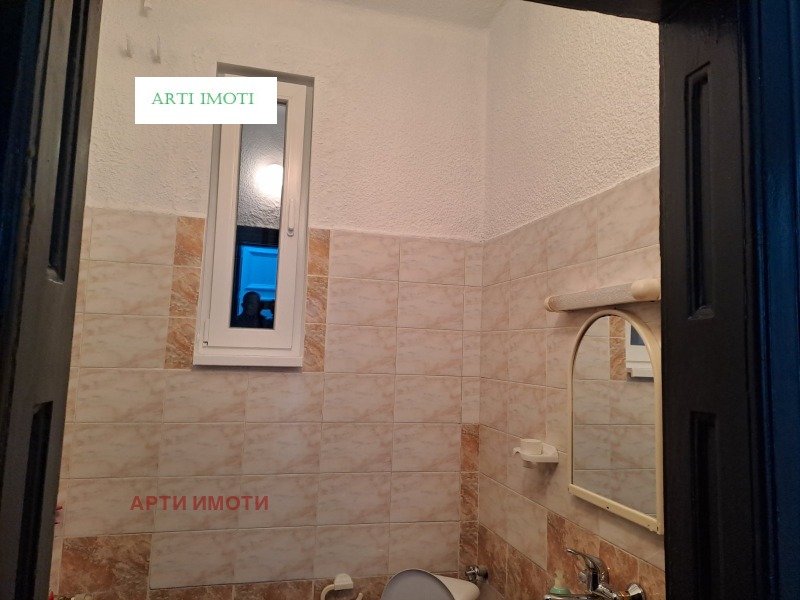 Дава под наем 4-СТАЕН, гр. София, Център, снимка 2 - Апартаменти - 52569810