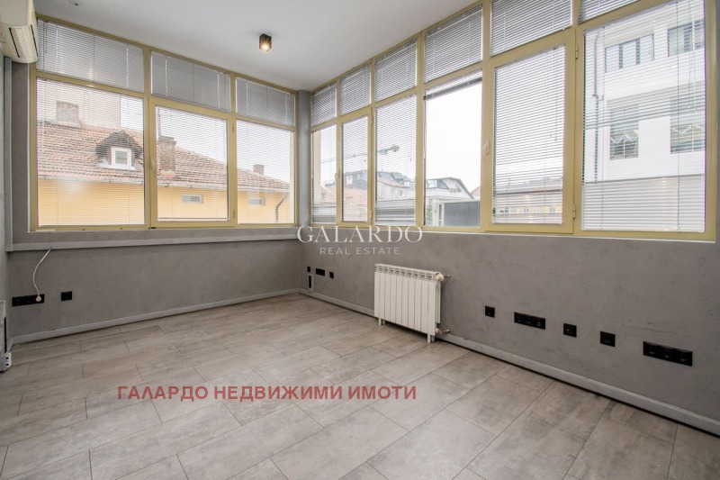 Vuokrattavana  Toimisto Sofia , Tsentar , 315 neliömetriä | 71069828 - kuva [14]