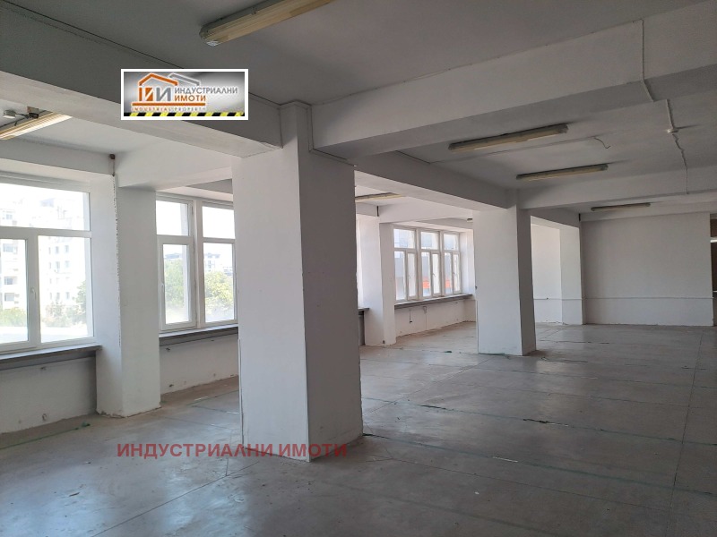 Vuokrattavana  Varastointi Plovdiv , Industrialna zona - Jug , 560 neliömetriä | 34349738 - kuva [2]