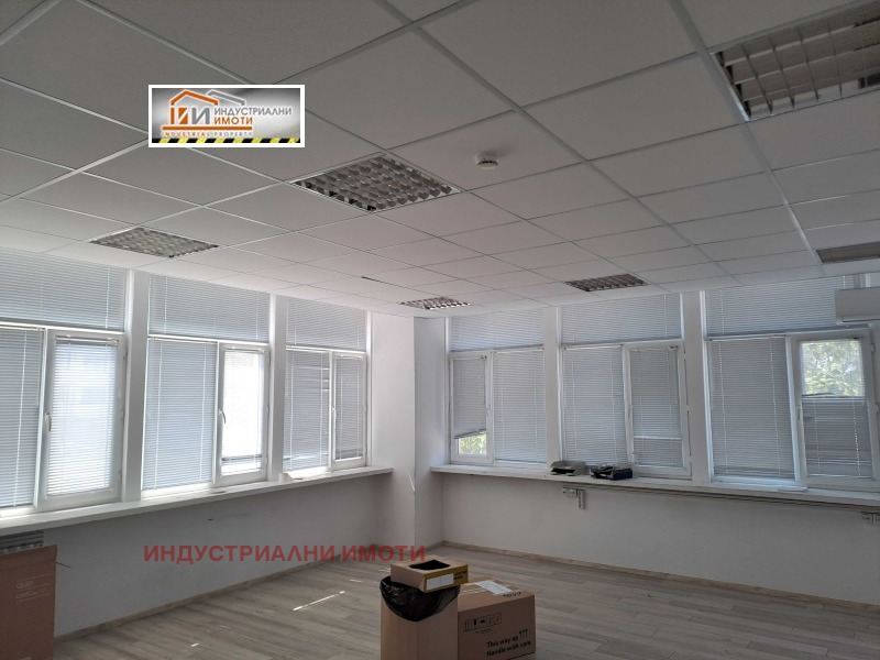 Vuokrattavana  Varastointi Plovdiv , Industrialna zona - Jug , 560 neliömetriä | 34349738 - kuva [3]