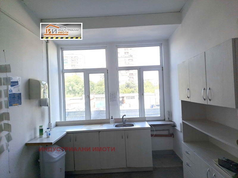 Vuokrattavana  Varastointi Plovdiv , Industrialna zona - Jug , 560 neliömetriä | 34349738 - kuva [5]