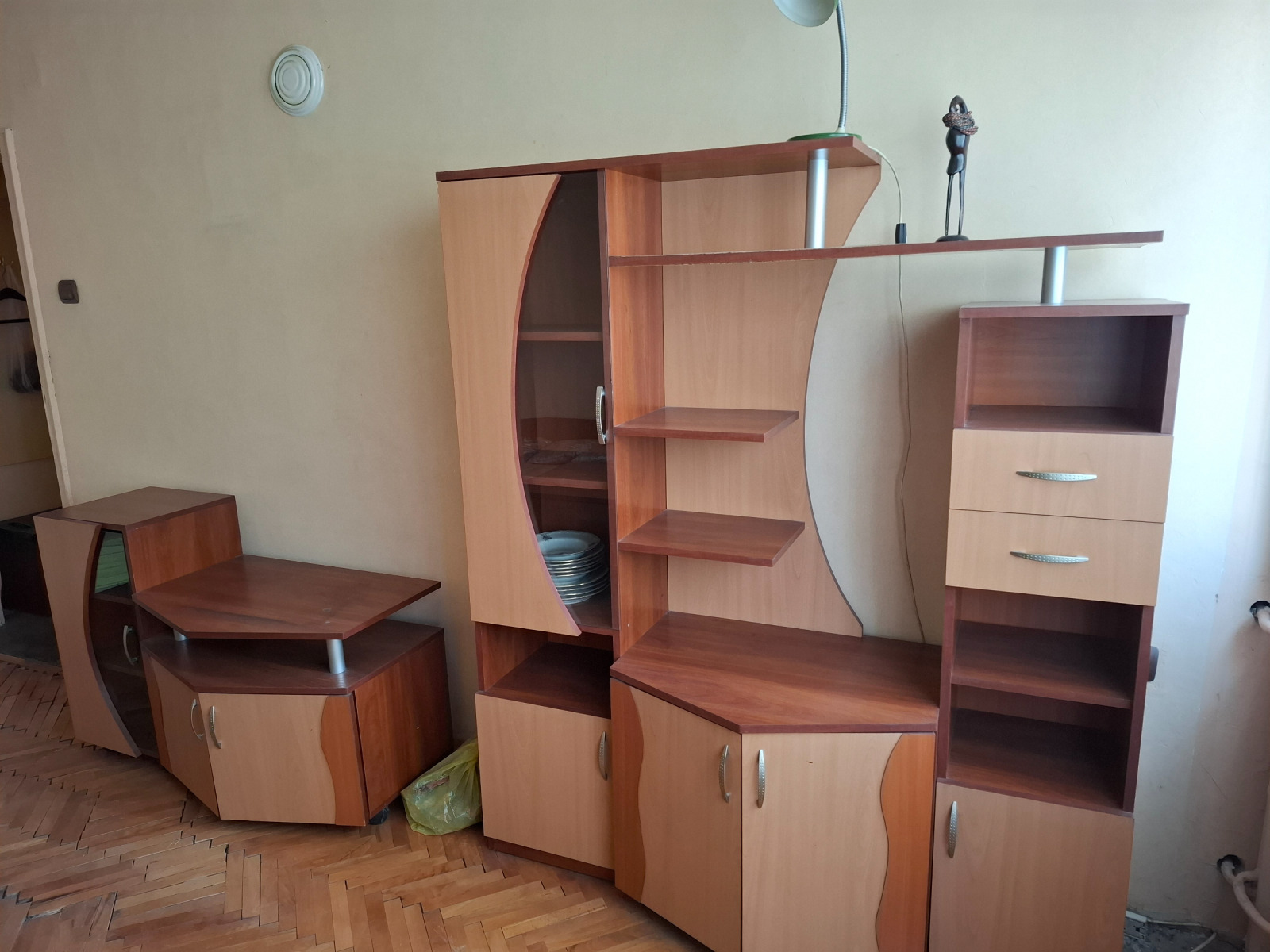 Дава под наем 2-СТАЕН, гр. София, Иван Вазов, снимка 5 - Апартаменти - 55271680