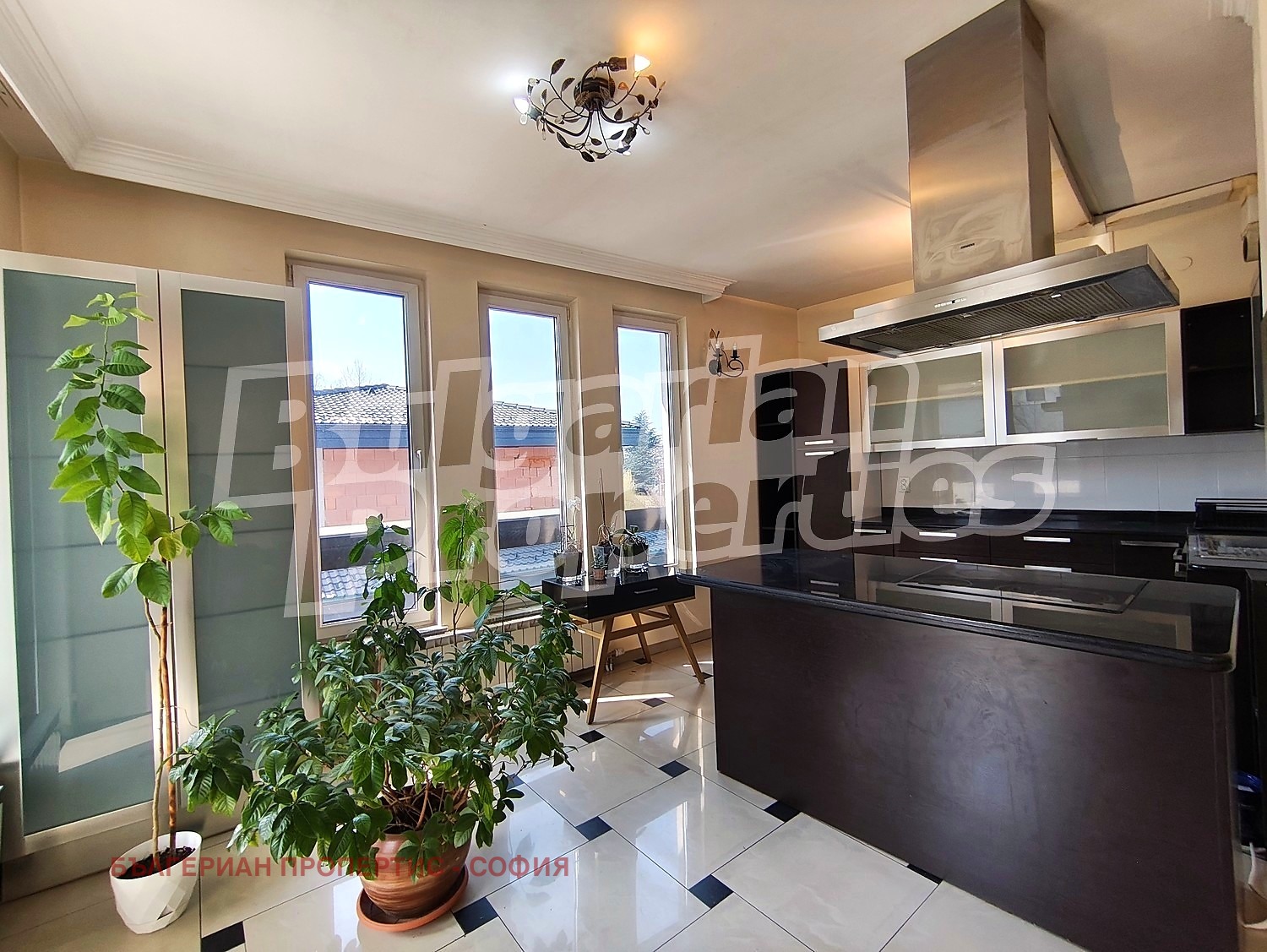 Дава под наем ЕТАЖ ОТ КЪЩА, гр. София, Драгалевци, снимка 3 - Етаж от къща - 53910823