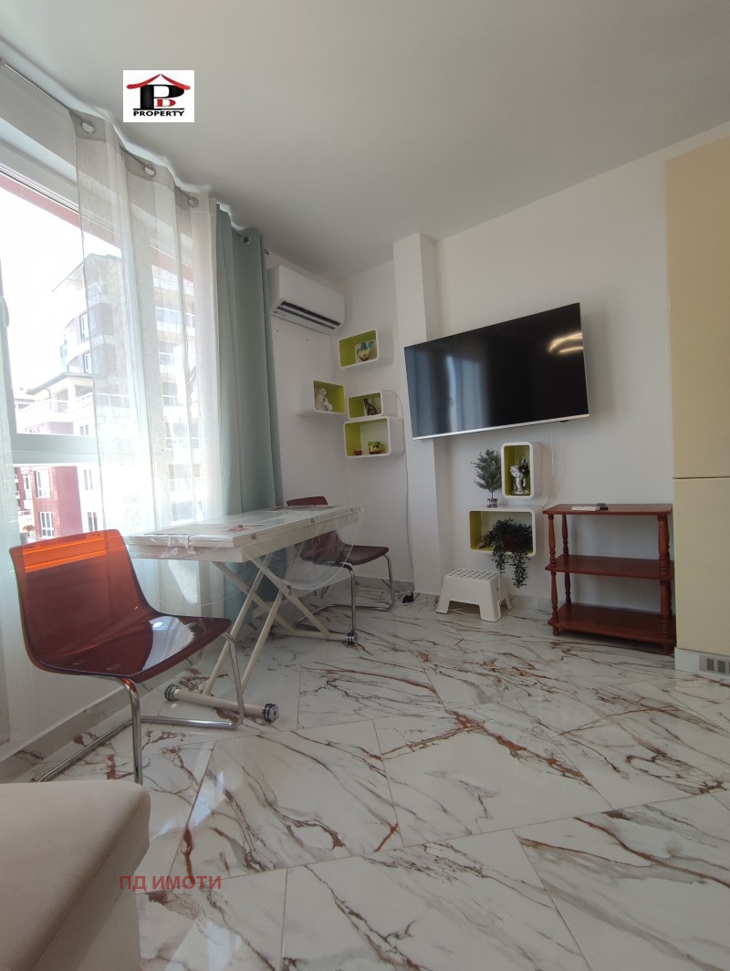 A louer  1 chambre Sofia , Mladost 4 , 60 m² | 22783612