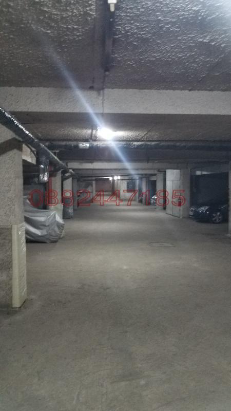 Дава под наем ГАРАЖ, ПАРКОМЯСТО, гр. София, Лагера, снимка 2 - Гаражи и паркоместа - 53871516