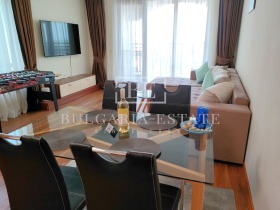 2 bedroom k.k. Chayka, Varna 1