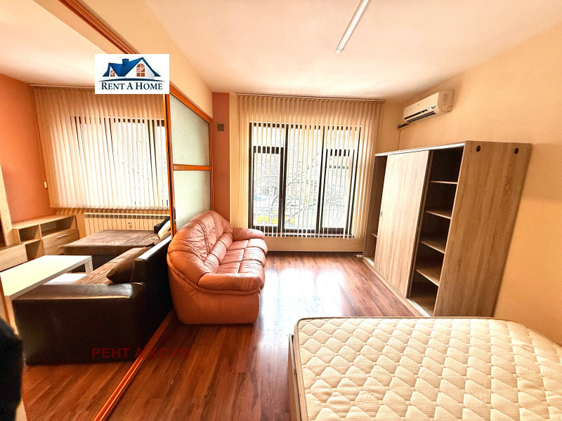 Дава под наем 2-СТАЕН, гр. София, Център