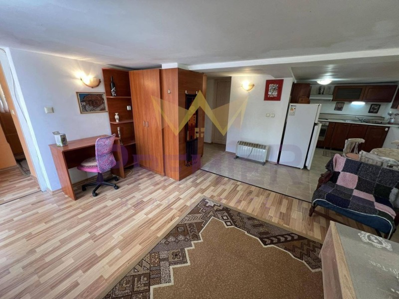 Дава под наем 3-СТАЕН, гр. Варна, м-т Долна Трака, снимка 2 - Апартаменти - 53440704