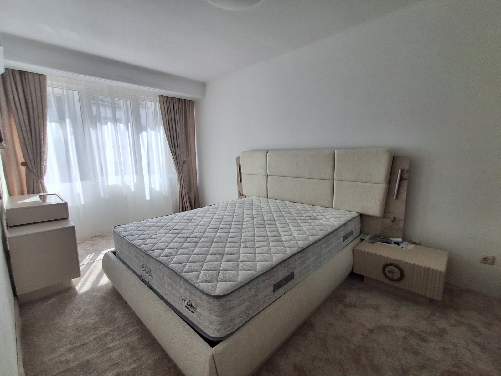 Дава под наем 3-СТАЕН, гр. София, Лозенец, снимка 9 - Апартаменти - 56300063