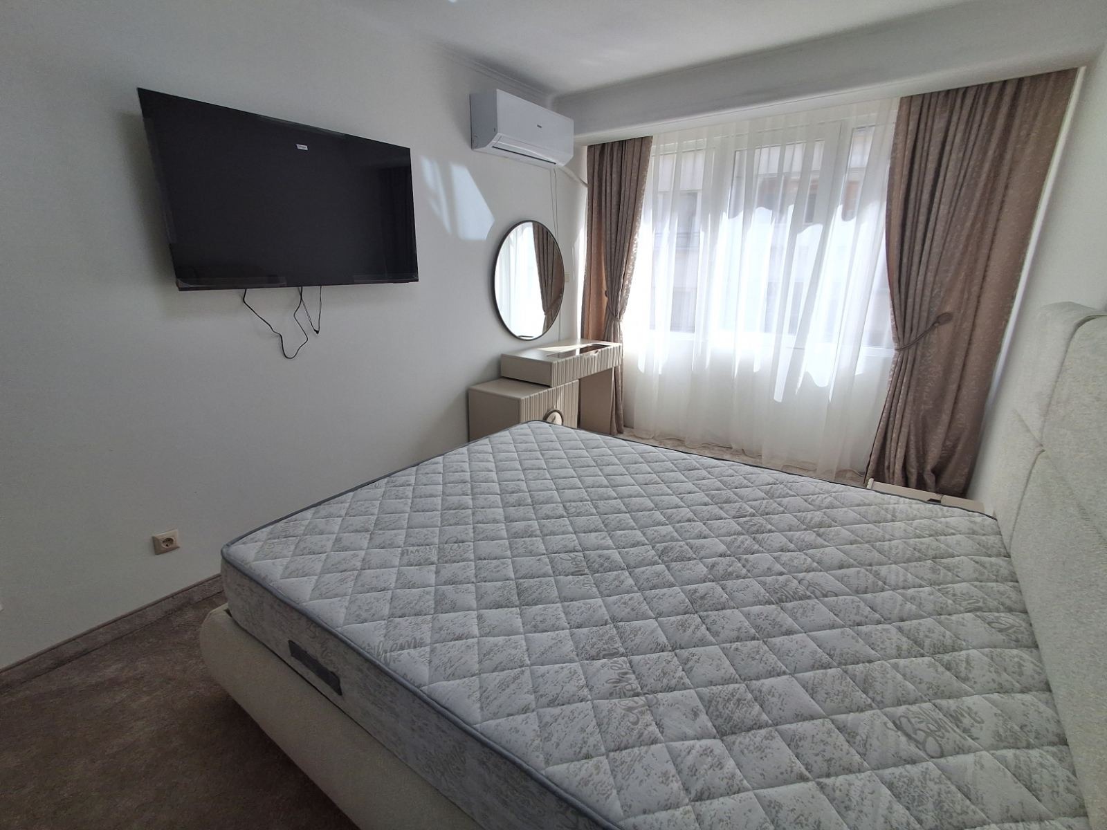 Дава под наем 3-СТАЕН, гр. София, Лозенец, снимка 10 - Апартаменти - 56300063
