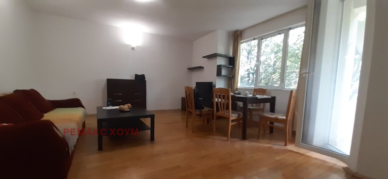 Издаје се  1 спаваћа соба Варна , Лјатно кино Тракија , 68 м2 | 58173116