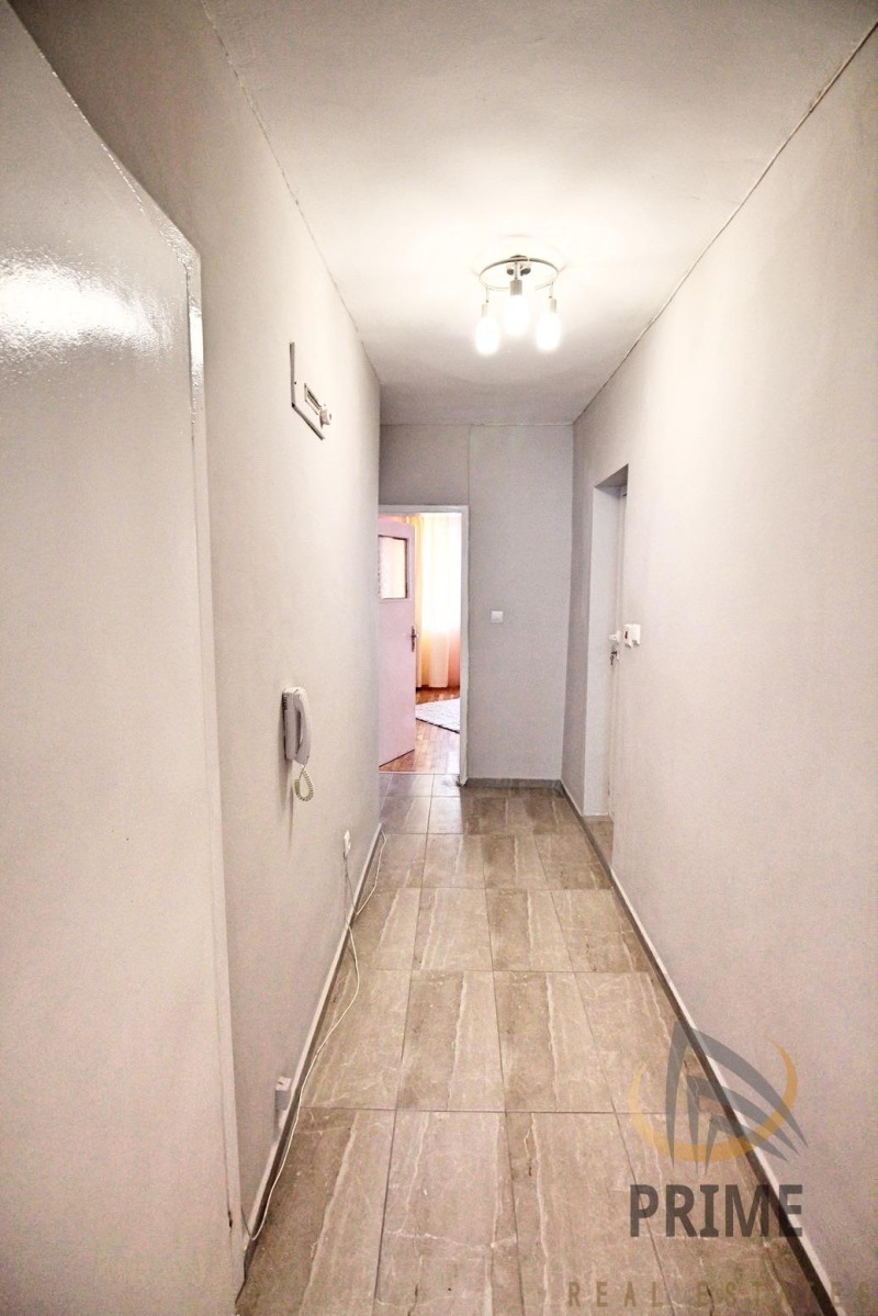 Do wynajęcia  1 sypialnia Burgas , Wazrażdane , 80 mkw | 97541908 - obraz [4]