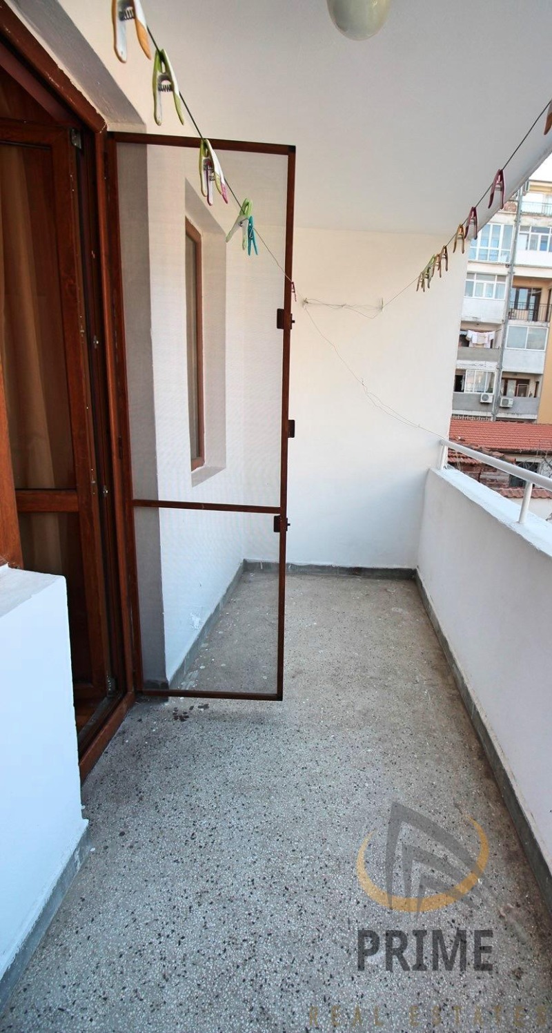 Do wynajęcia  1 sypialnia Burgas , Wazrażdane , 80 mkw | 97541908 - obraz [3]