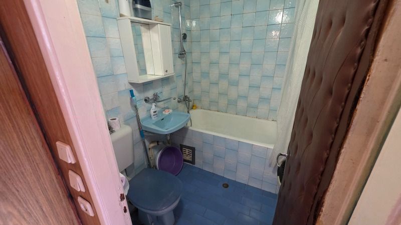 Дава под наем 2-СТАЕН, гр. София, Банишора, снимка 8 - Апартаменти - 55555070