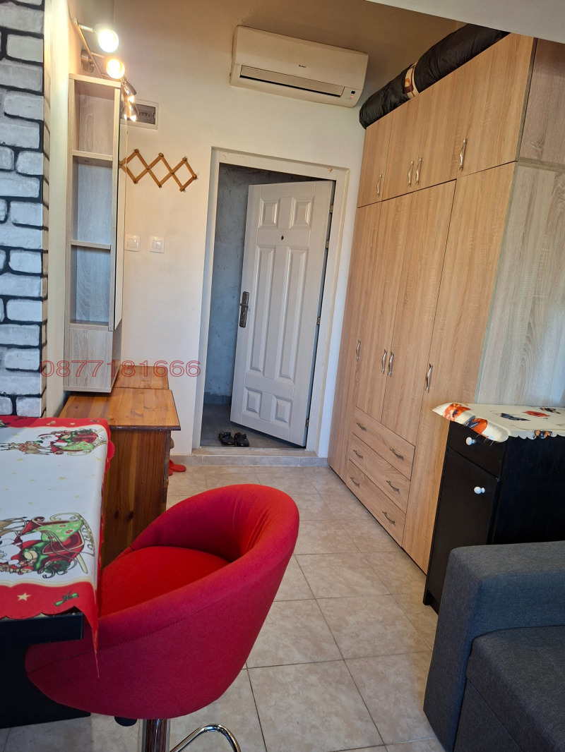 Дава под наем АТЕЛИЕ, ТАВАН, гр. София, Младост 1, снимка 8 - Апартаменти - 53152010