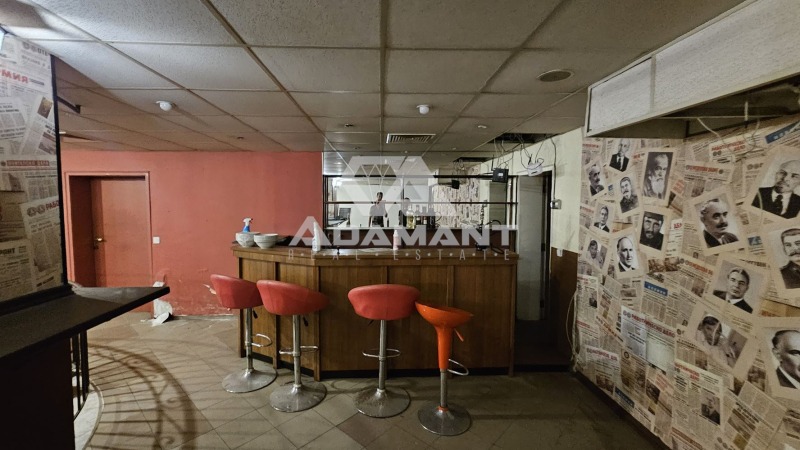 Til leje  Bar; Kaffebar Sofia , Borovo , 510 kvm | 50496693 - billede [3]