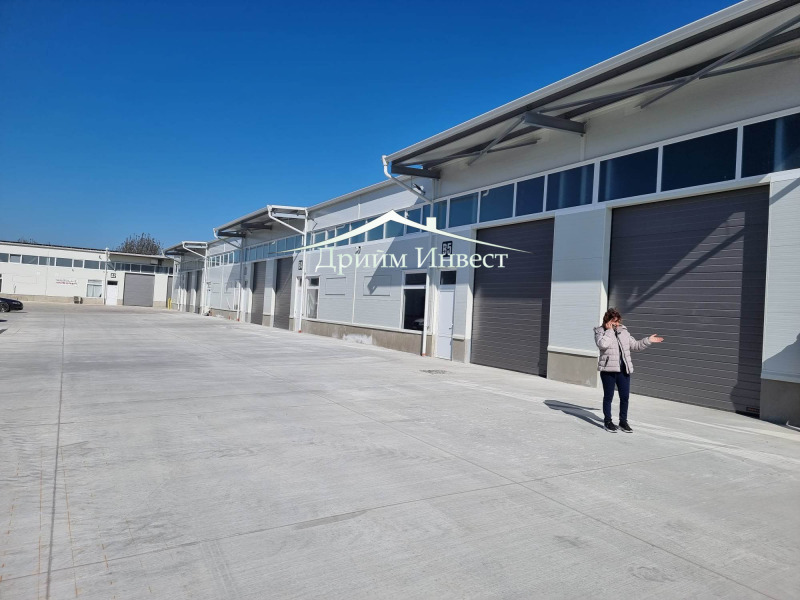 Til leje  Industribygning Plovdiv , Industrialna zona - Trakiya , 456 kvm | 74330517