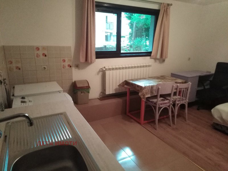 Издаје се  Студио Софија , Бојана , 30 м2 | 10587655