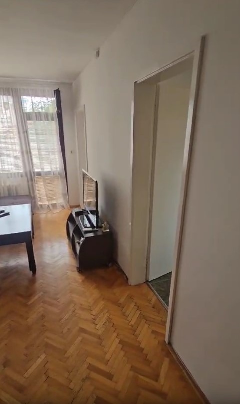 Para alugar  1 quarto Sofia , Poduiane , 40 m² | 75510178 - imagem [2]