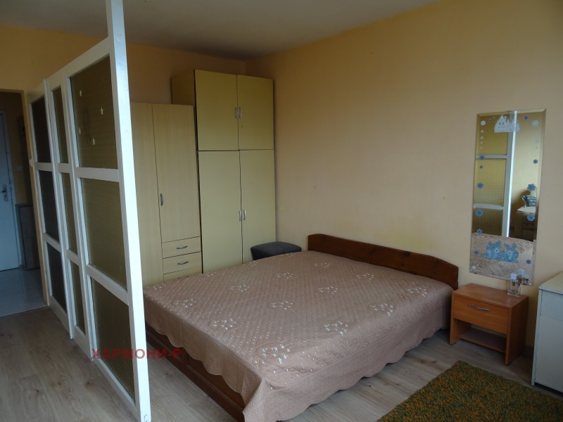 Vuokrattavana  Studio Sofia , Mladost 1 , 40 neliömetriä | 12235045