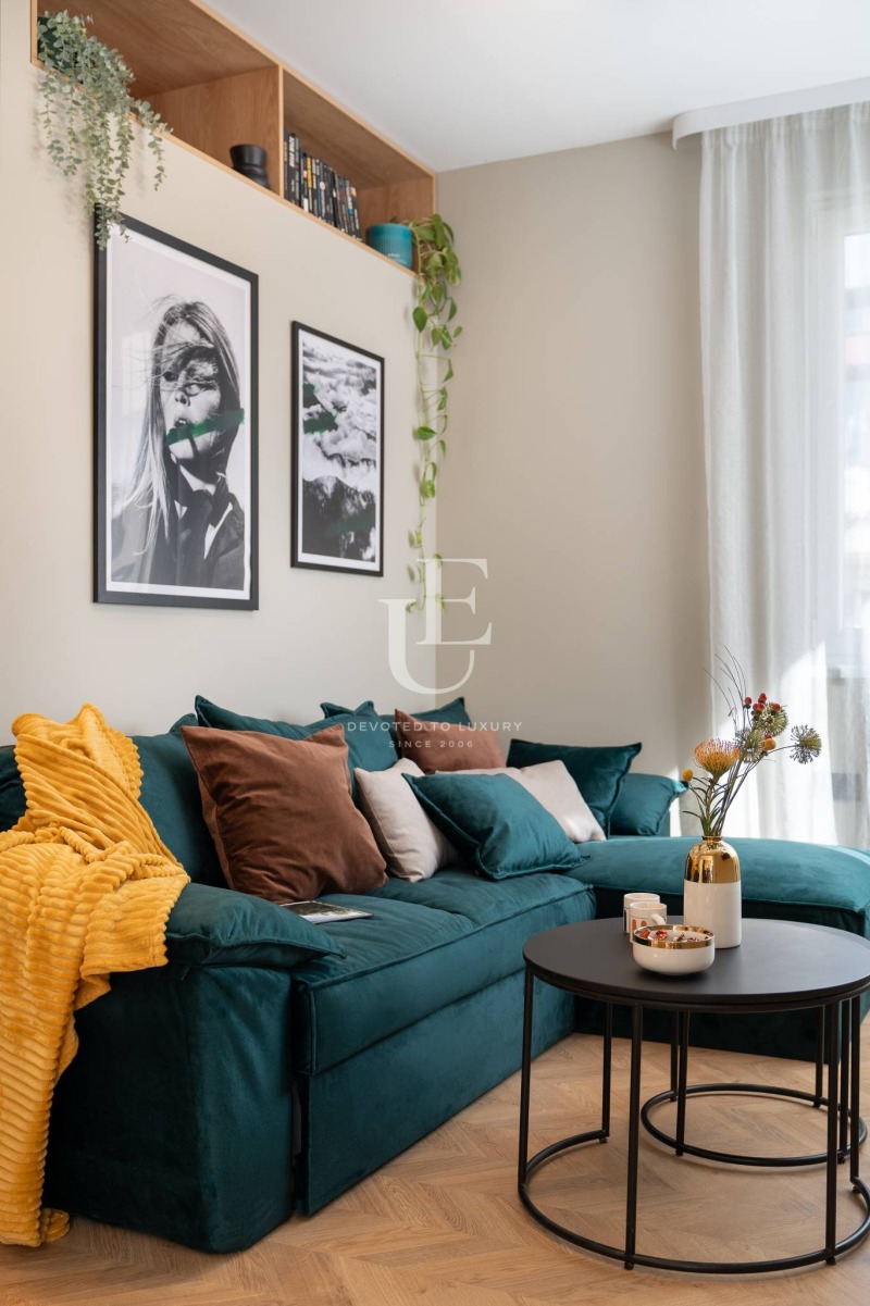 Kiadó  1 hálószoba Sofia , Centar , 60 négyzetméter | 35152704