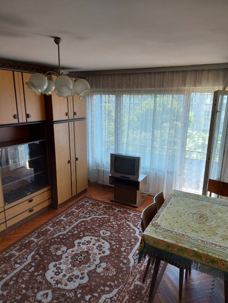 Под наем 2-СТАЕН, град Русе, Възраждане • 450 лв. / 230.08 € • 92869543 1