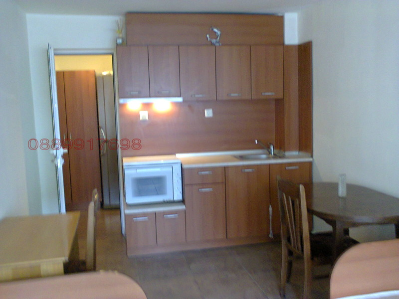 Дава под наем 1-СТАЕН, гр. Варна, Базар Левски