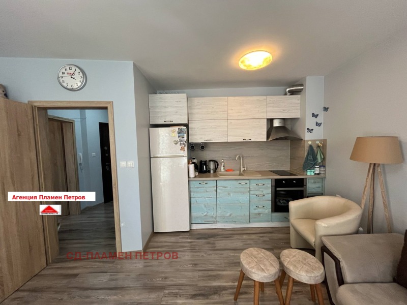 Издаје се  1 спаваћа соба Шумен , Гривица , 65 м2 | 41582454 - слика [4]