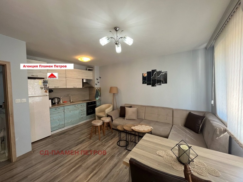 Издаје се  1 спаваћа соба Шумен , Гривица , 65 м2 | 41582454 - слика [3]